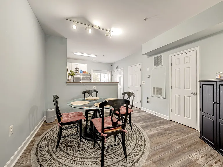 42461 Rockrose Sq — Photo 9
