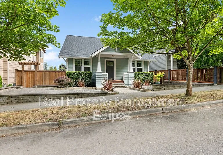 26616 NE Valley St #A — Photo 23