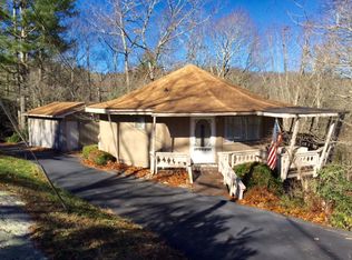139 Rockledge Rd, Spruce Pine, NC 28777