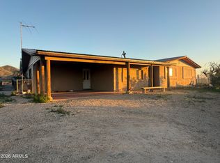 42213 N 3RD Street, Phoenix, AZ 85086