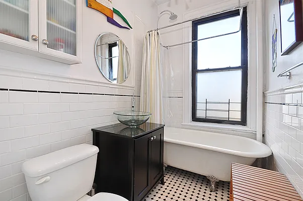 Sold by Corcoran | media 14