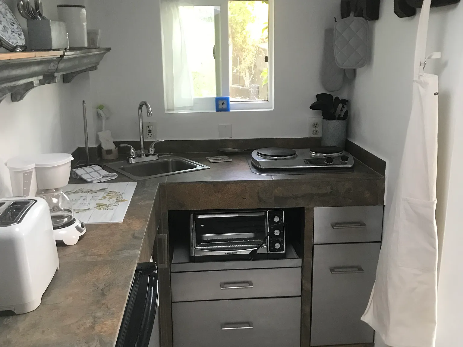 1 bed, 130 sqft, $900 — Photo 1