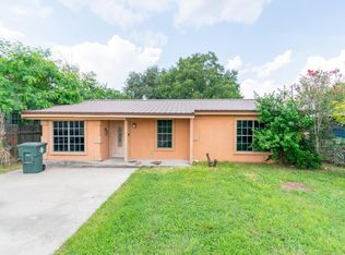 927 Dewey Ave, Alice, TX 78332