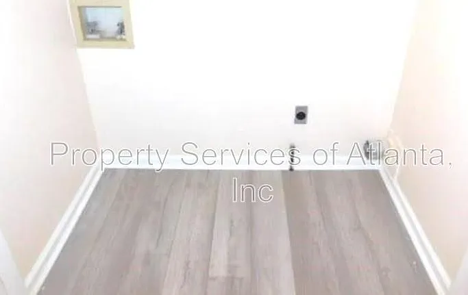 11215 Abbotts Station Dr — Photo 10