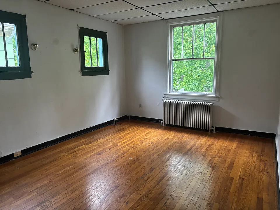 111 Venango St #1