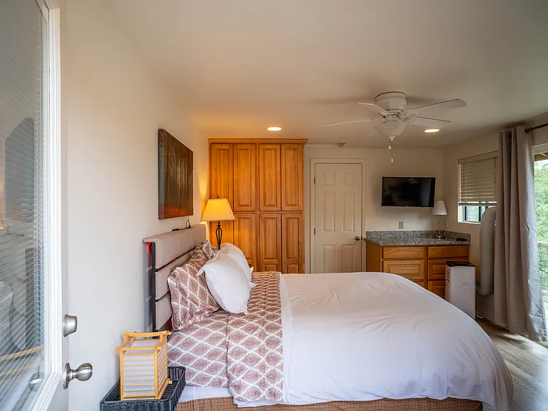 3220 Wood Valley Rd — Photo 5