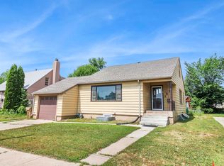 1508 7th Ave NW, Minot, ND 58703