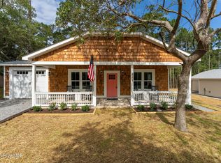 321 N Dyson St, Holly Ridge, NC 28445