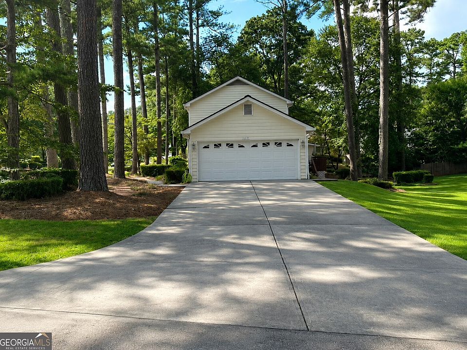 2nd image of 4421 Hardwood Cir SW