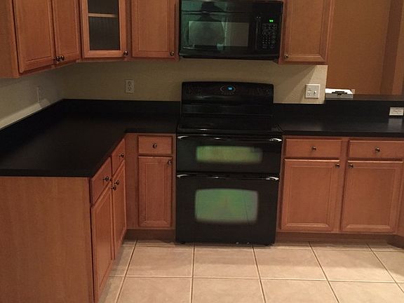5th image of 1425 Richmond Grand Ave