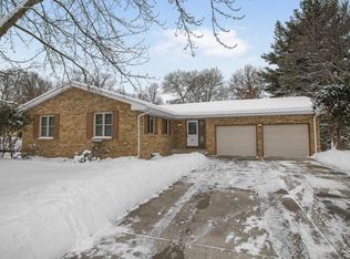 56 W Golden Lake Rd, Circle Pines, MN 55014