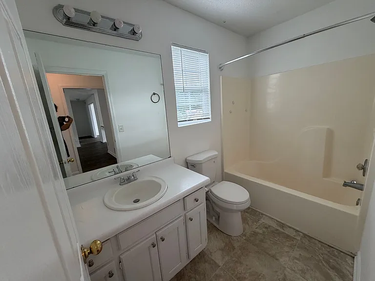 1613 Fort Perry Way — Photo 19
