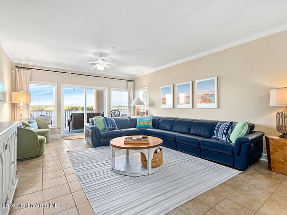 5th image of 50 Crowne Pointe Rd