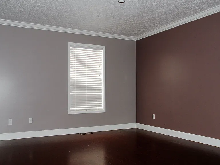 4705 Athalia Dr — Photo 15