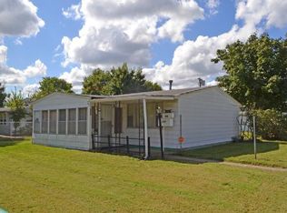 262 Saint John Dr, Cahokia, IL