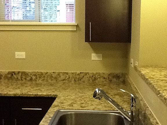 2nd image of 951 10th Pl NE Ste 1