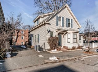 17 Pond St, Beverly, MA 01915