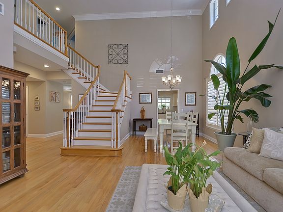 4th image of 4415 W Estrella St