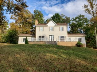 549 Foxfield Farms Rd, Summersville, WV 26651