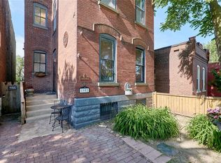1952 Provenchere Pl, Saint Louis, MO