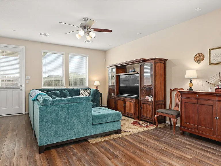 2108 Sweet Bay Dr — Photo 5