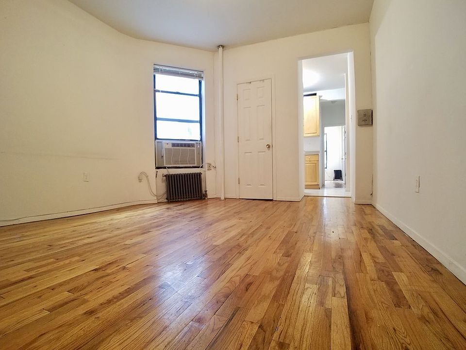 1st image of 15A W 64th St #4
