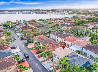 8670 SW 159th Pl, Miami, FL 33193