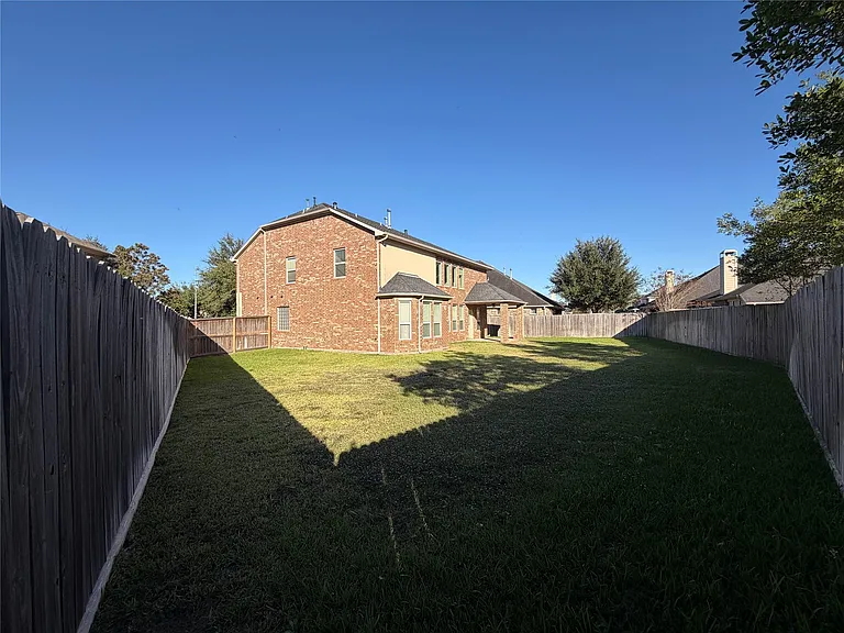 28015 Silverstream Ct — Photo 33