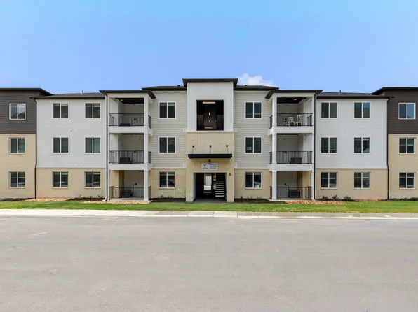 4704 S Olive Ave #V202, Mapleton, UT 84664