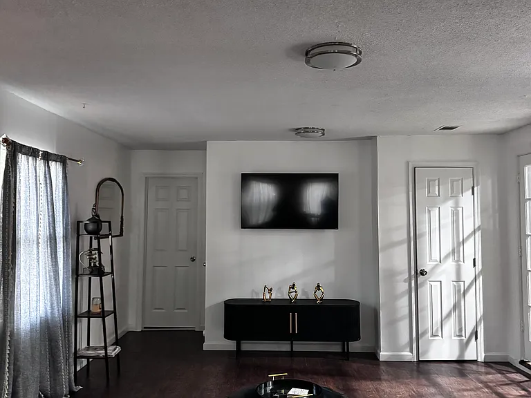 2147 Louisiana Ave — Photo 14