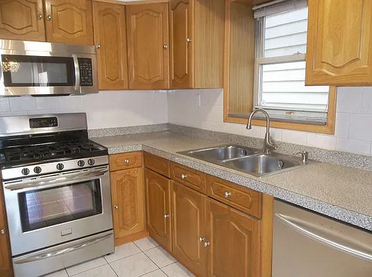 Rented by LaMatto Properties LLC | media 11