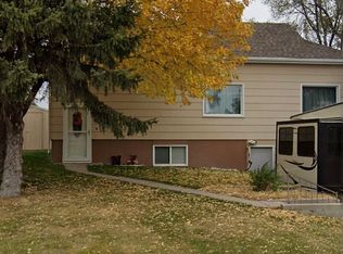 307 E Commercial St, Brady, NE 69123