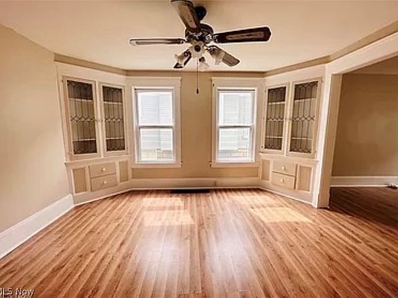 4th image of 4205 Muriel Ave