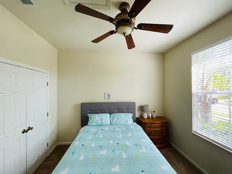 4953 Bond St E — Photo 13