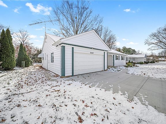 3rd image of 22547 Peach Tree Ln