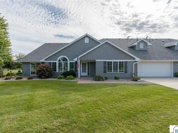 728 Grayhawk Cir, Mankato, MN 56001