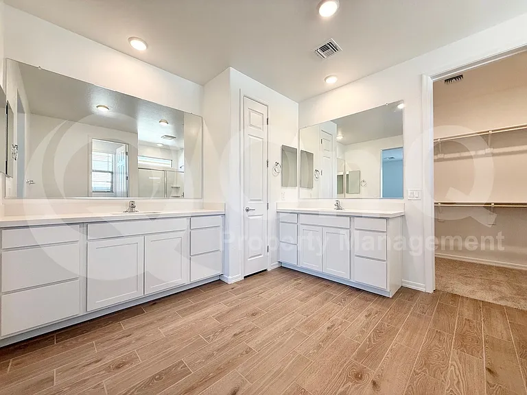 22813 E Starflower Dr — Photo 22