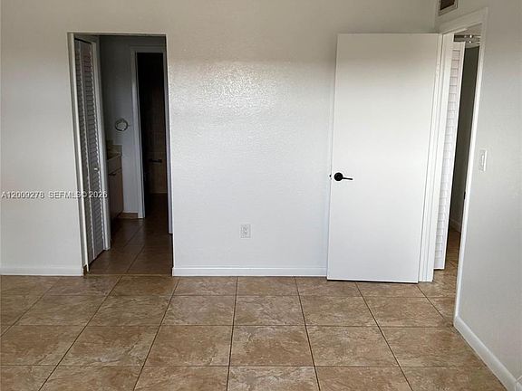 4th image of 8425 NW 8th St APT 306