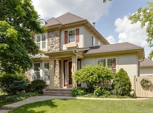 1628 Canfield Rd, Park Ridge, IL 60068