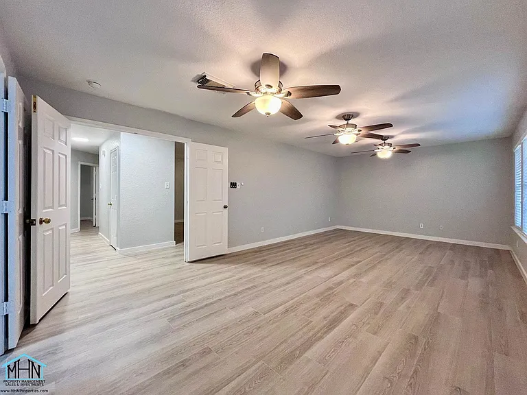 11205 Forest Pass Ct — Photo 22