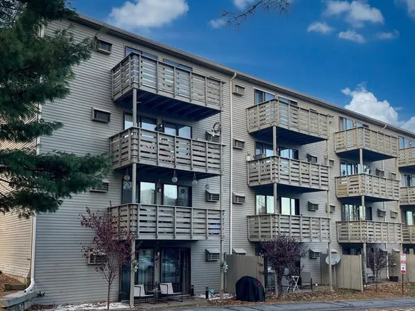 1195 Grafton St #29, Worcester, MA 01604