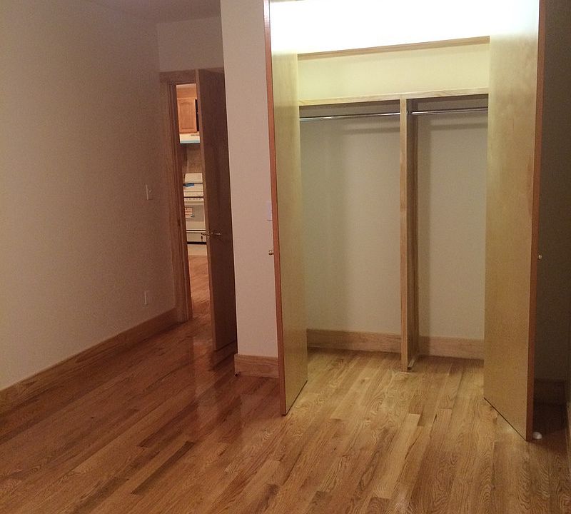 1st image of 2335 29th Ave APT 5