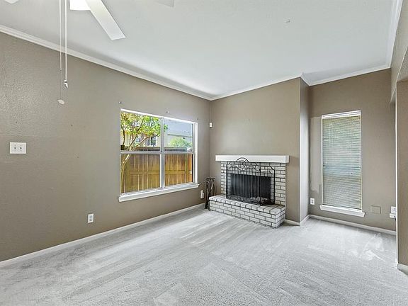5th image of 726 Bering Dr APT L