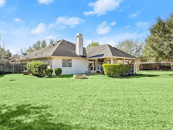 5th image of 1446 Sand Lake Ln