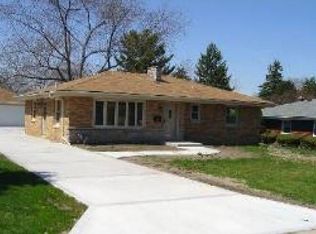 1813 Alma Dr, Crest Hill, IL 60403