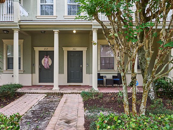 2nd image of 261 E Bay Cedar Circle