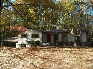 308 Hidden Ct, Woodstock, GA