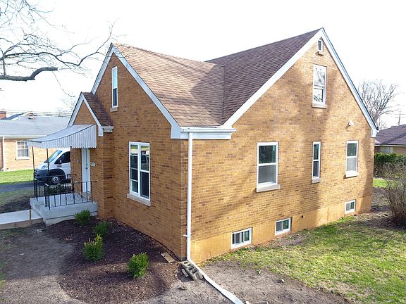 2nd image of 853 N Memorial Dr