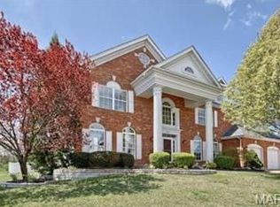 533 Dartmouth Crossing Dr, Ballwin, MO