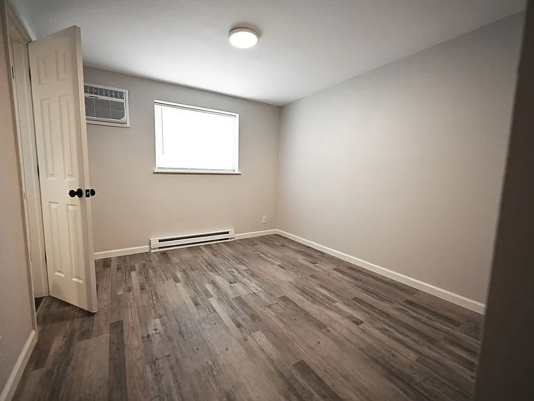 227 Hillside Cir — Photo 13